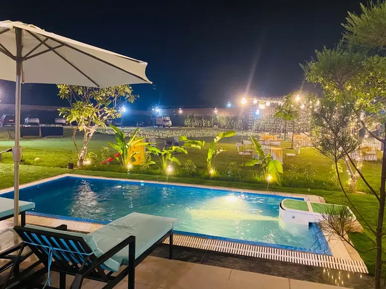 Crystal Clear: 7 Pro Tips To Keep Your Pool Sparkling All Year